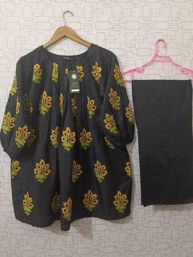 SUMMER STOCK AVAILABLE IN REASONABLE PRICE 