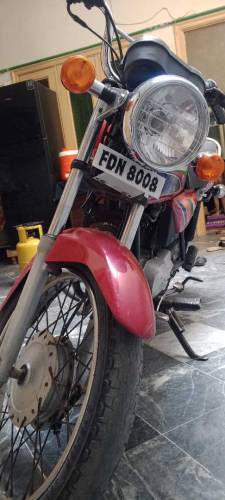 Bike new Leni hai meny is Liye sell kar rha hu me