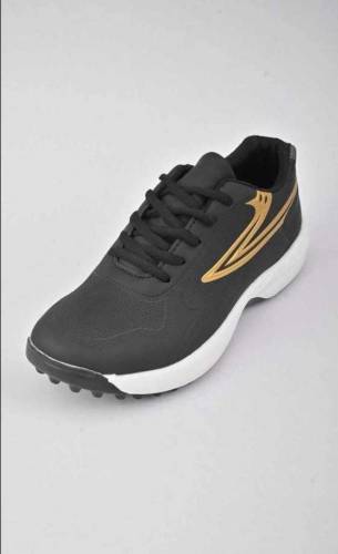 Evora sports gripper shoes