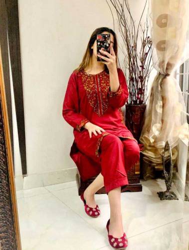 woman stitched linen embroided suit 2pcs