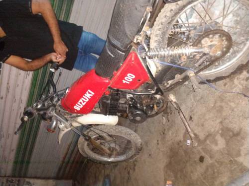 Suzuki trail