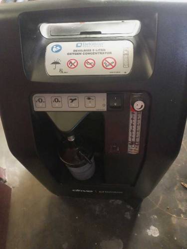 oxygen machine he urgent sal krni he new model he 5 liter KY he