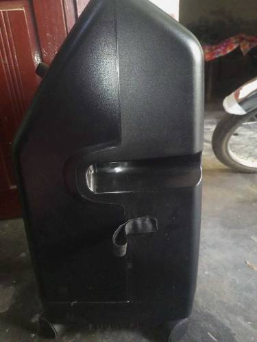 oxygen machine he urgent sal krni he new model he 5 liter KY he