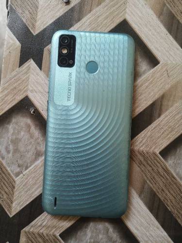 Techno Spark 6go