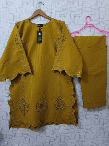 SUMMER STOCK AVAILABLE IN REASONABLE PRICE 
