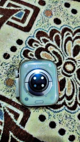A beautiful ultra 8 smart watch original series 