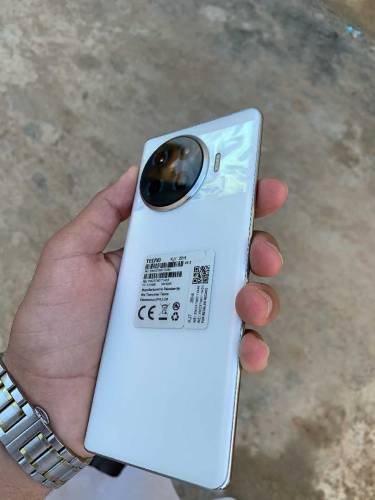 techno Spark 20 Pro Plus 