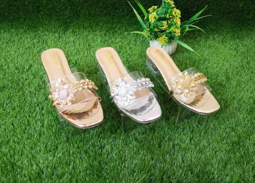 choti heel chappal