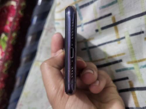 Iphone 11 pro max factory unlock non pta 256 gb exchange possible 