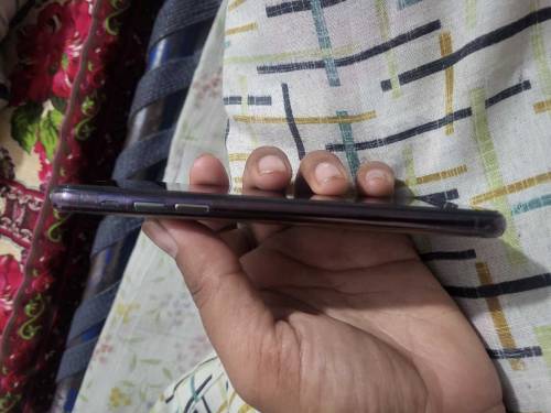 Iphone 11 pro max factory unlock non pta 256 gb exchange possible 