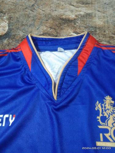 V nick shirt half saleev