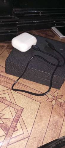 Dubai import earbuds 