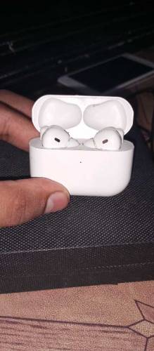 Dubai import earbuds 