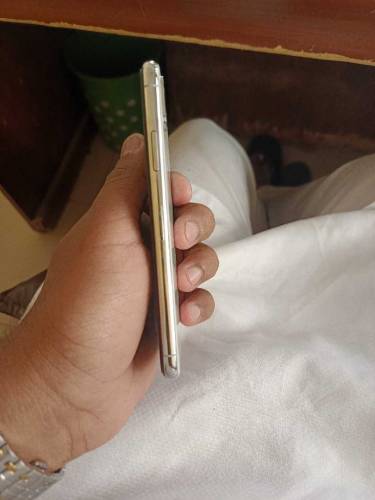 iPhone X