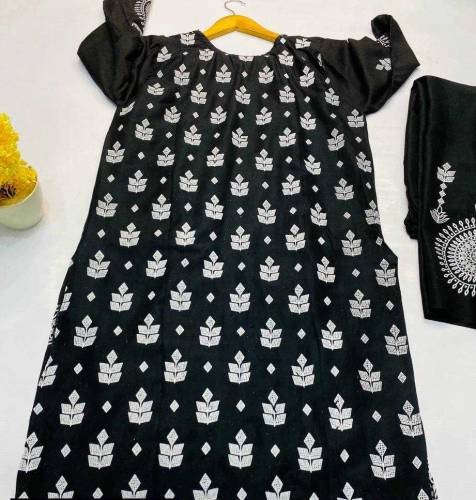 2PC women suit  sizes available