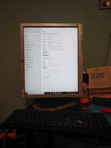 dell precision t3500 with monitor and keyboard