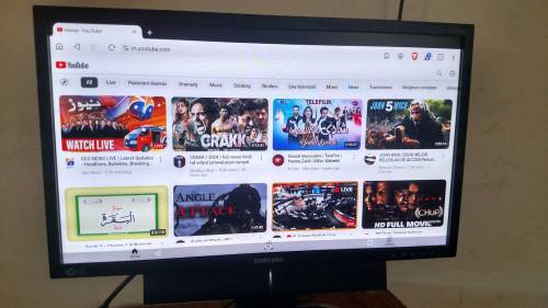 Samsung led ips display 25 inch HDMI port and dell speaker built in