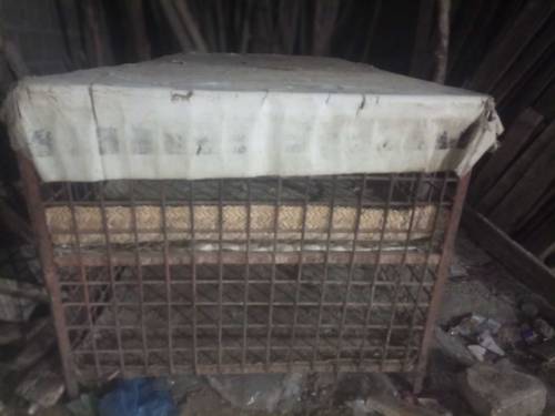 Chicken ki  shop k lie Cage Available hai