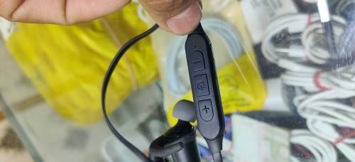 MASKFONE NECKBAND TYPE BLUETOOTH WITH GAMING LEFT RIGHT 