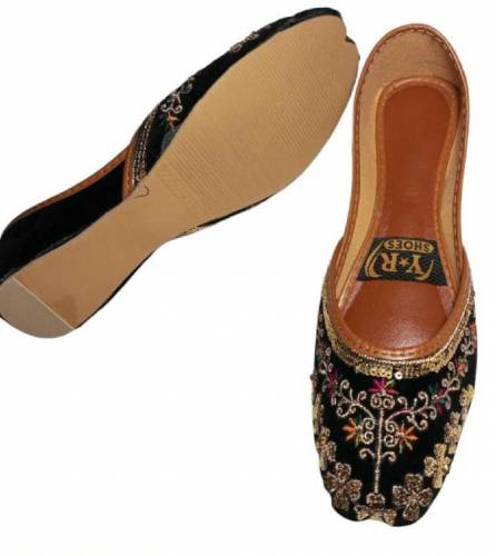 Women's Fabric Embroidered Fancy Khussa