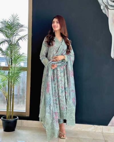 fabric lawn 3 piece emboridred unstitched suite