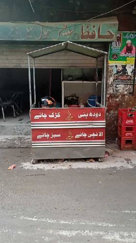 Steel counter for Juice, Dahi bhlla, Fries and burger with inner door 