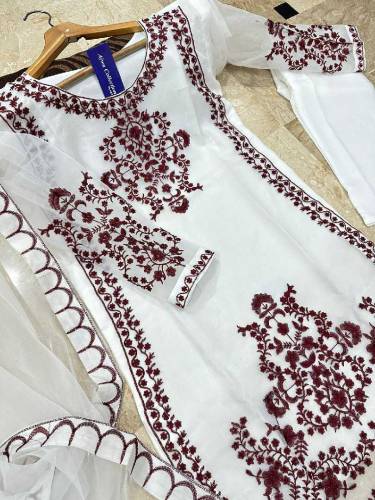 fabric organza 3 piece emboridred stitched suite