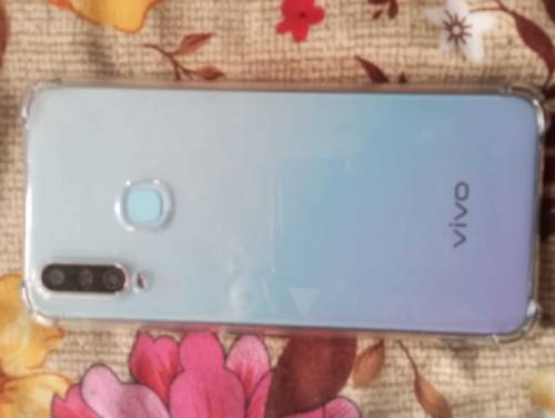 vivo y17 8gb 256gb condition 10 by 9 not opan not repair