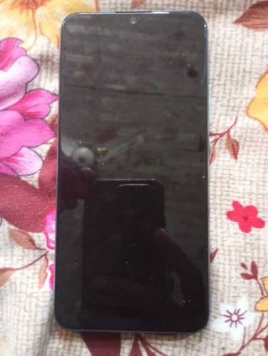 vivo y17 8gb 256gb condition 10 by 9 not opan not repair