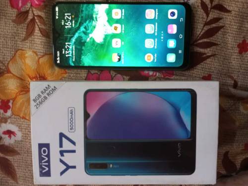 vivo y17 8gb 256gb condition 10 by 9 not opan not repair