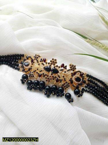 Black choker set