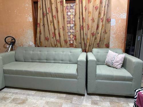 10 Seater Sofa condition is good