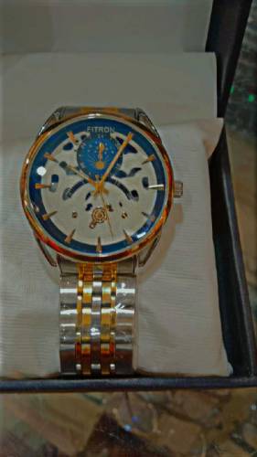 mens hand watch.