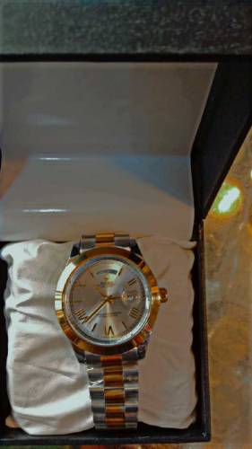 mens hand watch.