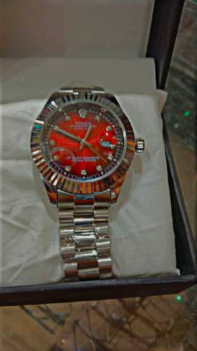 mens hand watch.