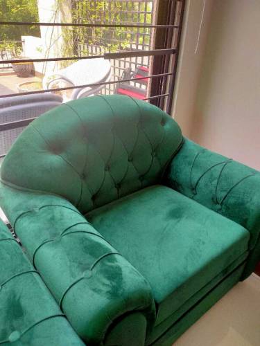 single seaee sofa for sale