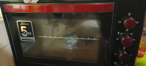 Electric oven and toaster