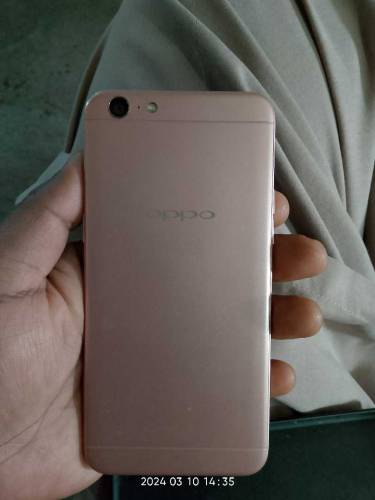 Oppo A57  , available  in for sale in good condition of no fault.