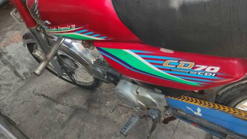 Honda cd 70 2017 model