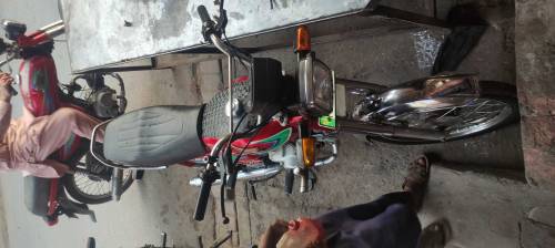 Honda cd 70 2017 model