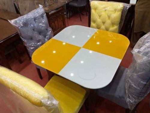 Daining Table with 4 Chair
