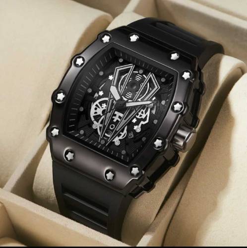 Men's sports watch 