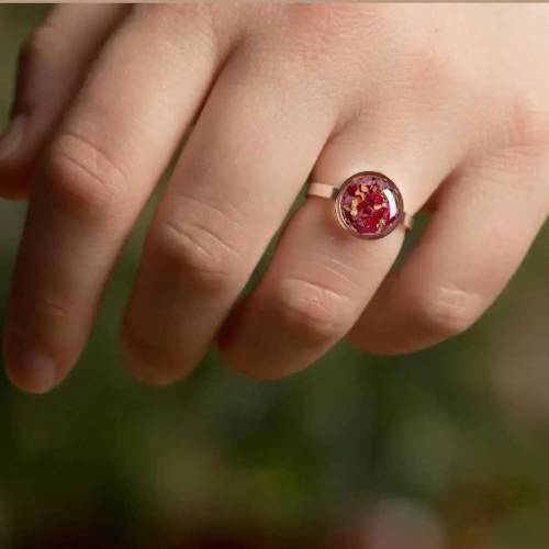 Resin jewellery 
