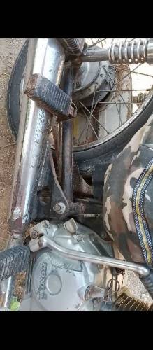 SALLEING URGENT  HONDA CG125 
