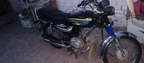 Ravi motor cycle CD 70cc