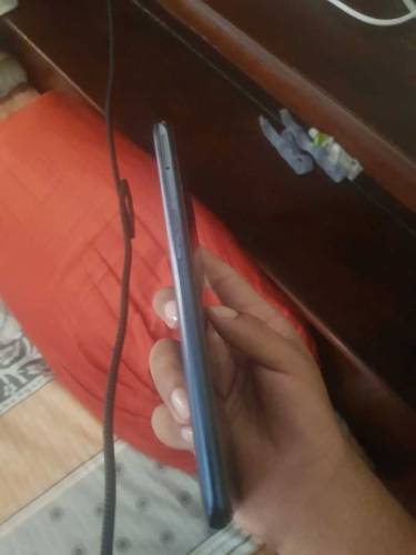1±n200 mobile phone