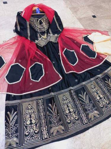 women stiched dress 