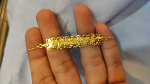 Gold bracelet 