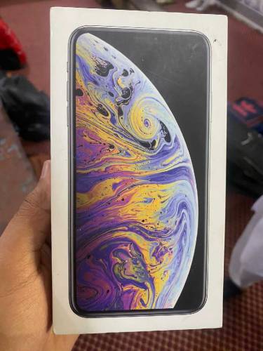 iPhone XS Max 64gb