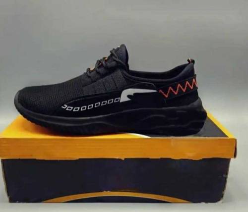 Men Joggers shoes 👟